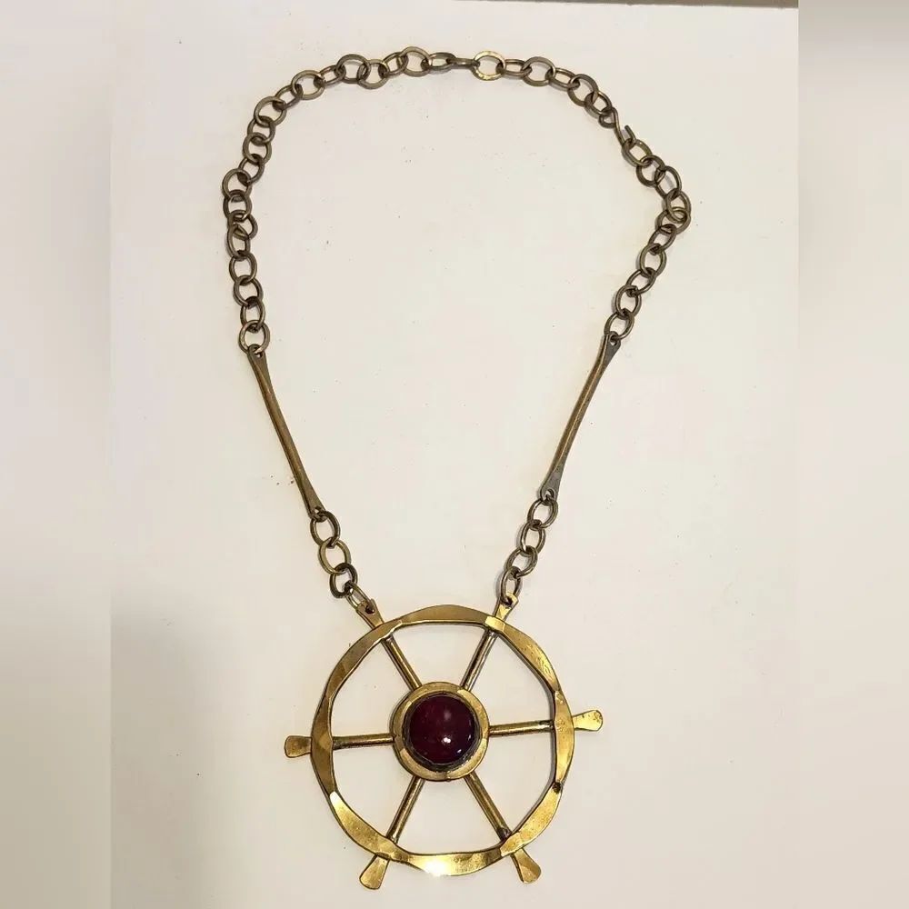Vtg. Mint 70s Rafael Alfandary Signed Glass/Brass Ships Wheel Pendant Necklace